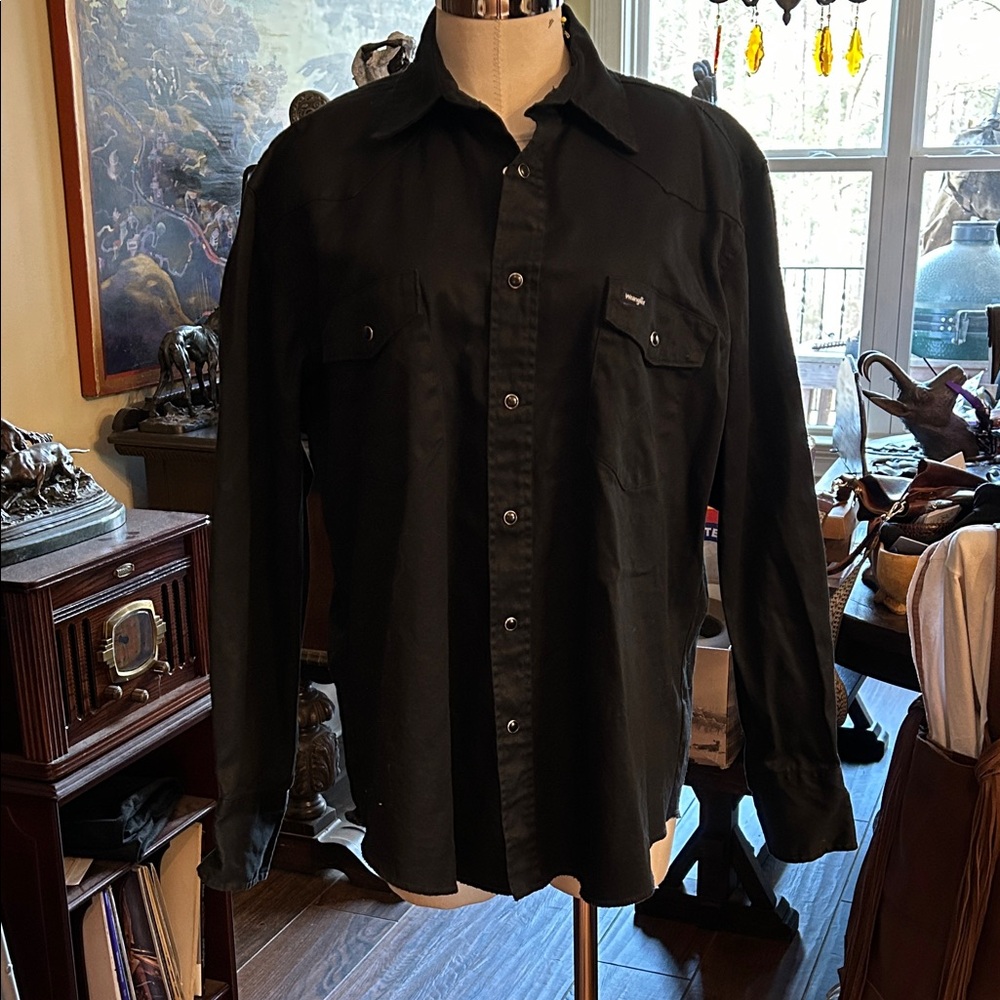 Vintage Wrangler Sz XL Black Pearl Snap Heavyweight Button-Up Shirt GVC